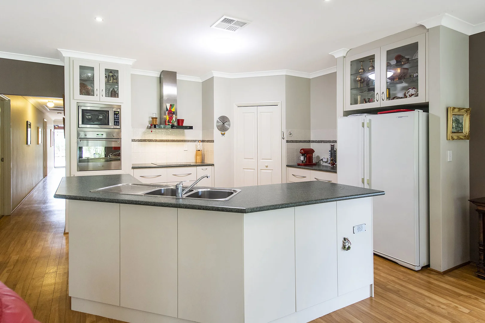 Additional image 11 of 24 Koolyanga Place, Greenfields WA 6210