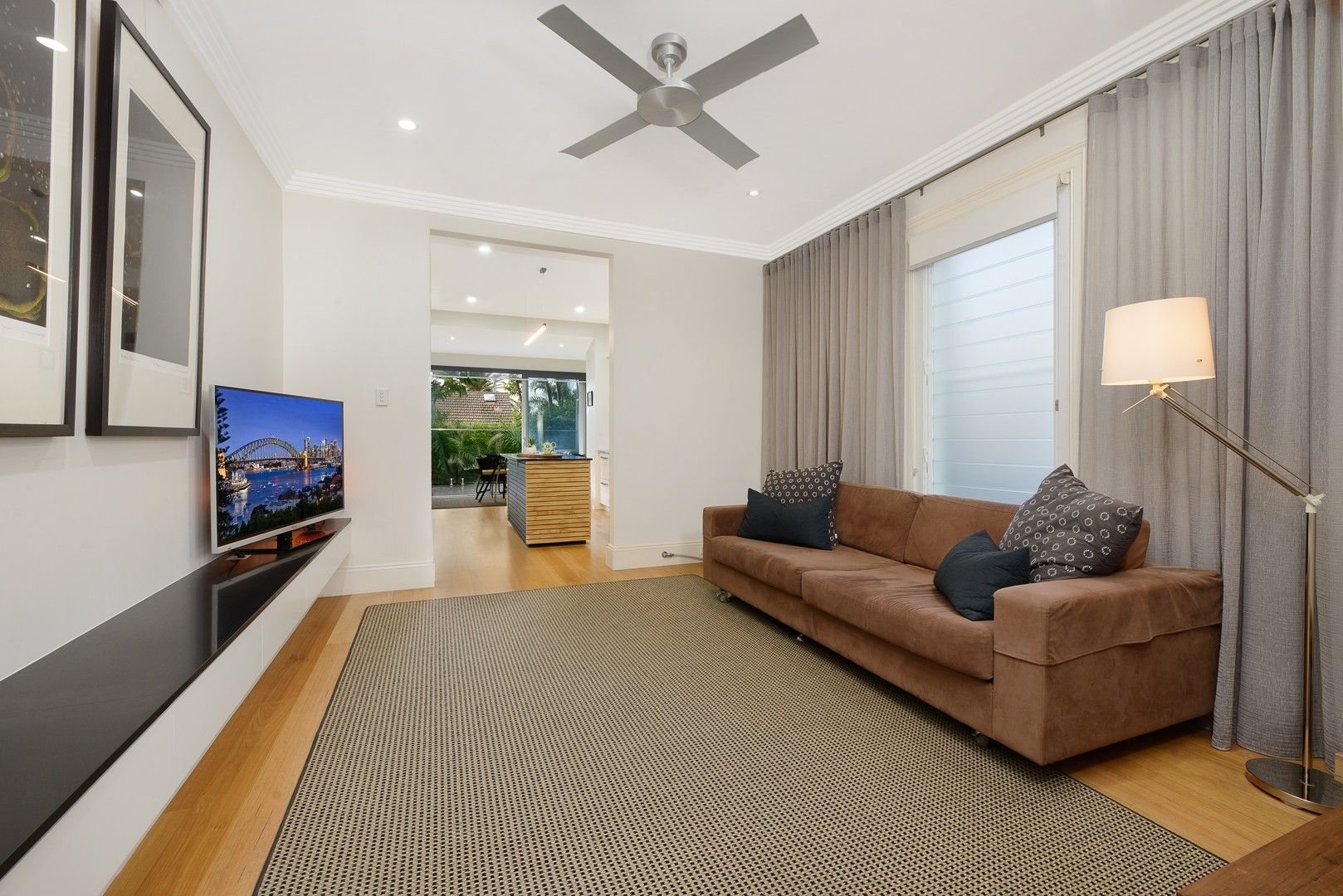 30A Holtermann Street, Crows Nest NSW 2065, Image 2