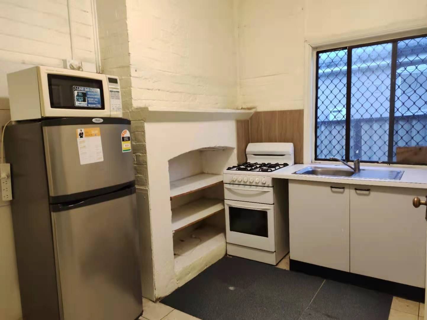 1 bedrooms Apartment / Unit / Flat in Hume Highway GREENACRE NSW, 2190