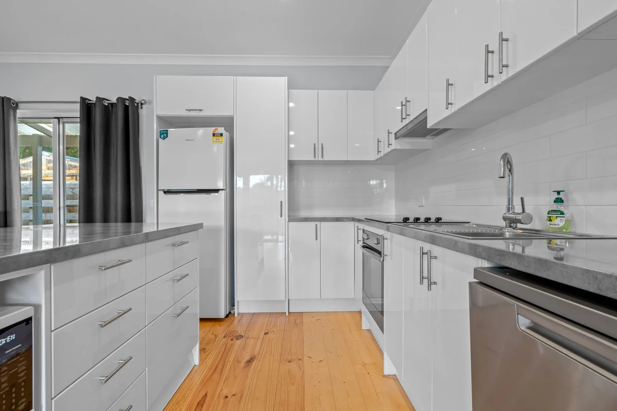 Additional image 7 of 27b Albert, Port Fairy VIC 3284