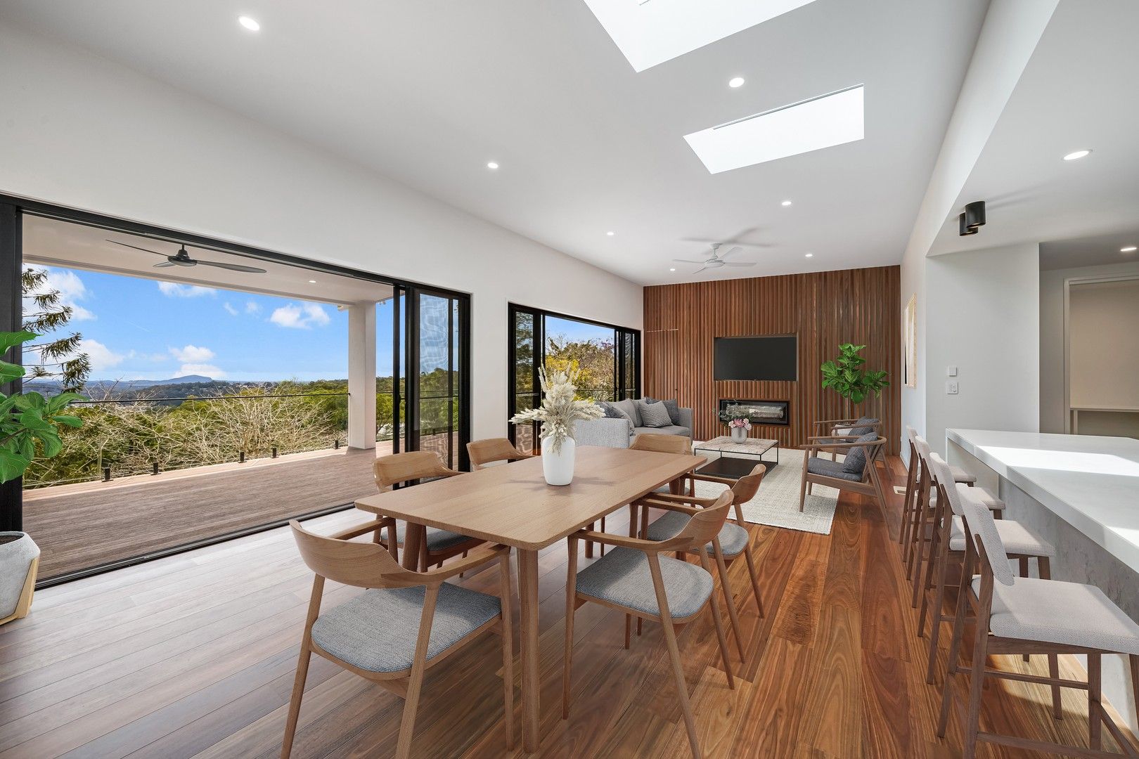 4 bedrooms House in 57B Mons School Road BUDERIM QLD, 4556