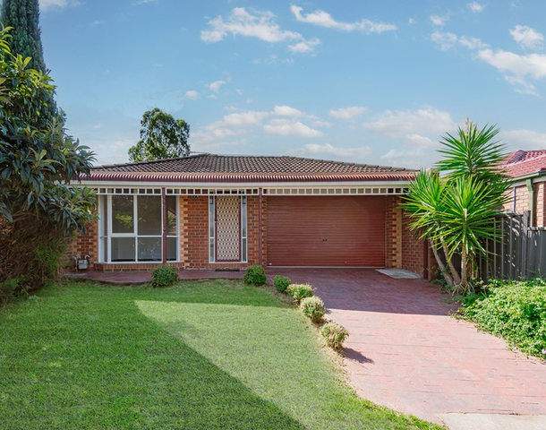 21 Baynton Crescent, Roxburgh Park VIC 3064