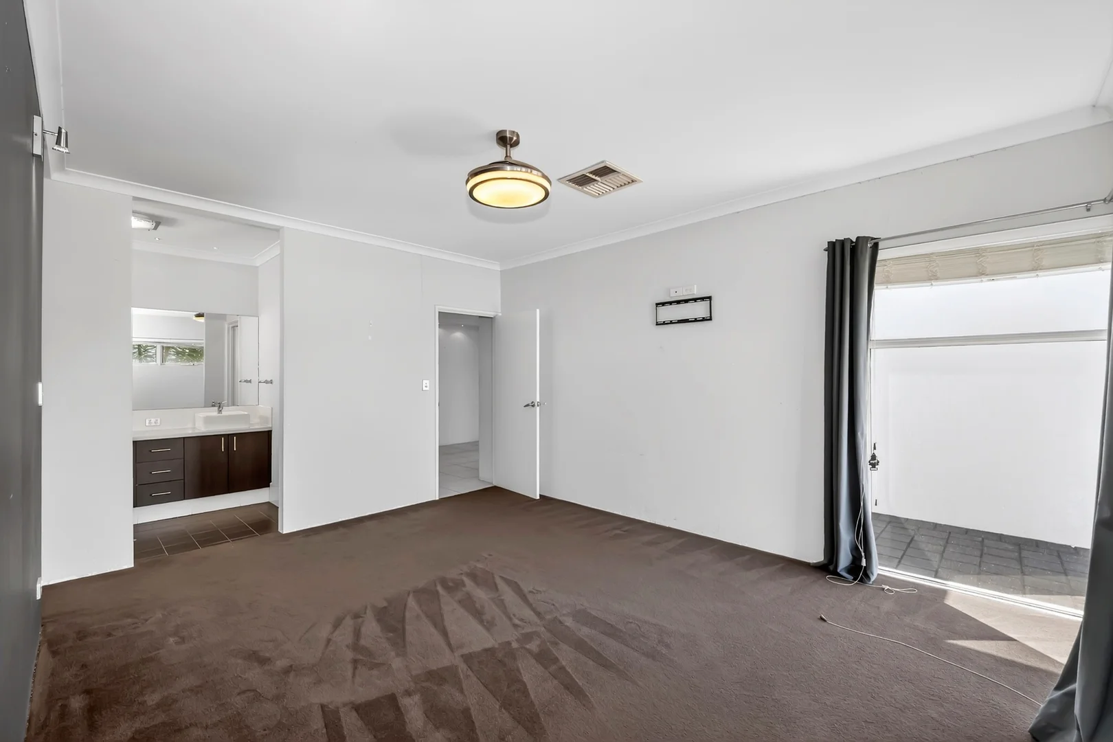 Additional image 13 of 17 Chieftain Pass, Madora Bay WA 6210