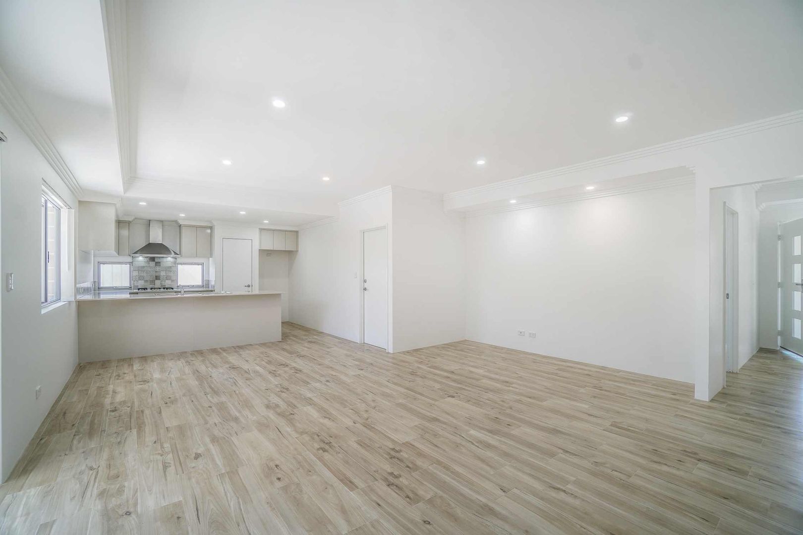 112 Station Street, East Cannington WA 6107 House For Rent 700