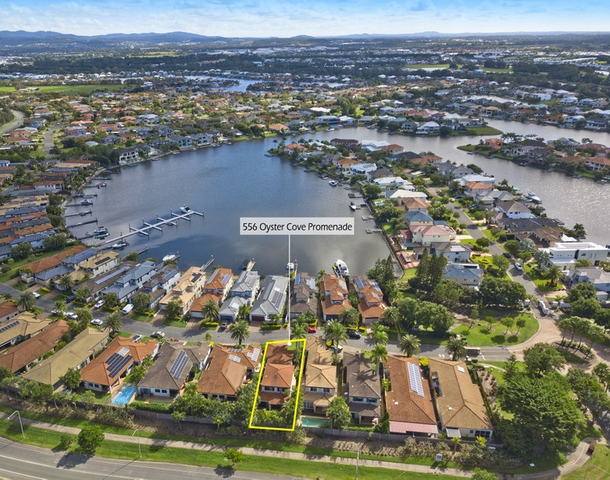 556 Oyster Cove Promenade, Helensvale QLD 4212