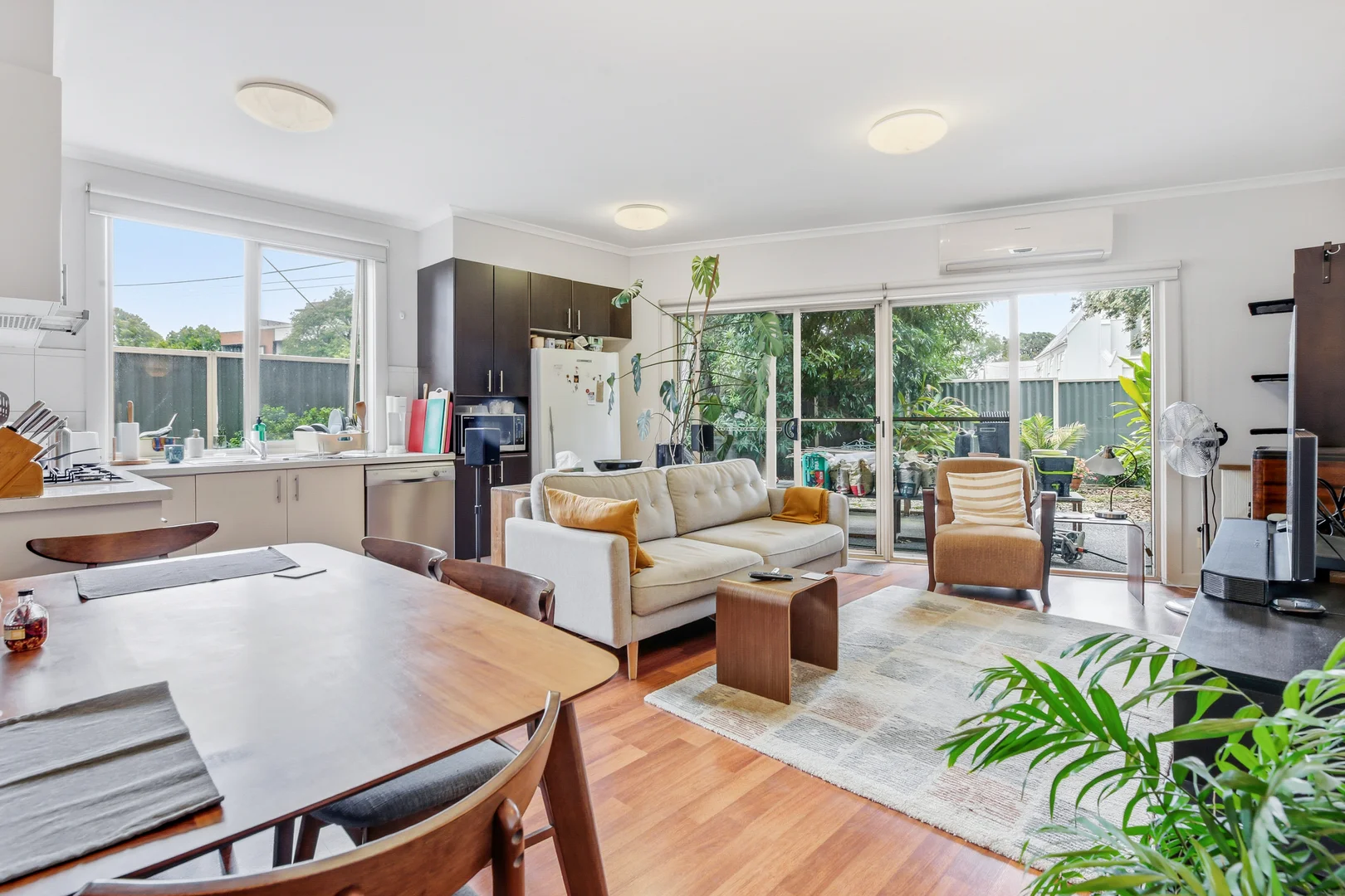 Additional image 3 of 1/54A Barkly Street, Mordialloc VIC 3195