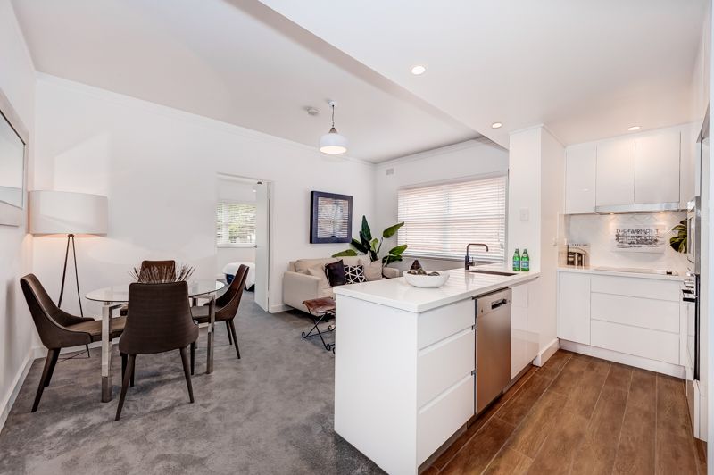 2 bedrooms Apartment / Unit / Flat in 6/13 Botany Street BONDI JUNCTION NSW, 2022