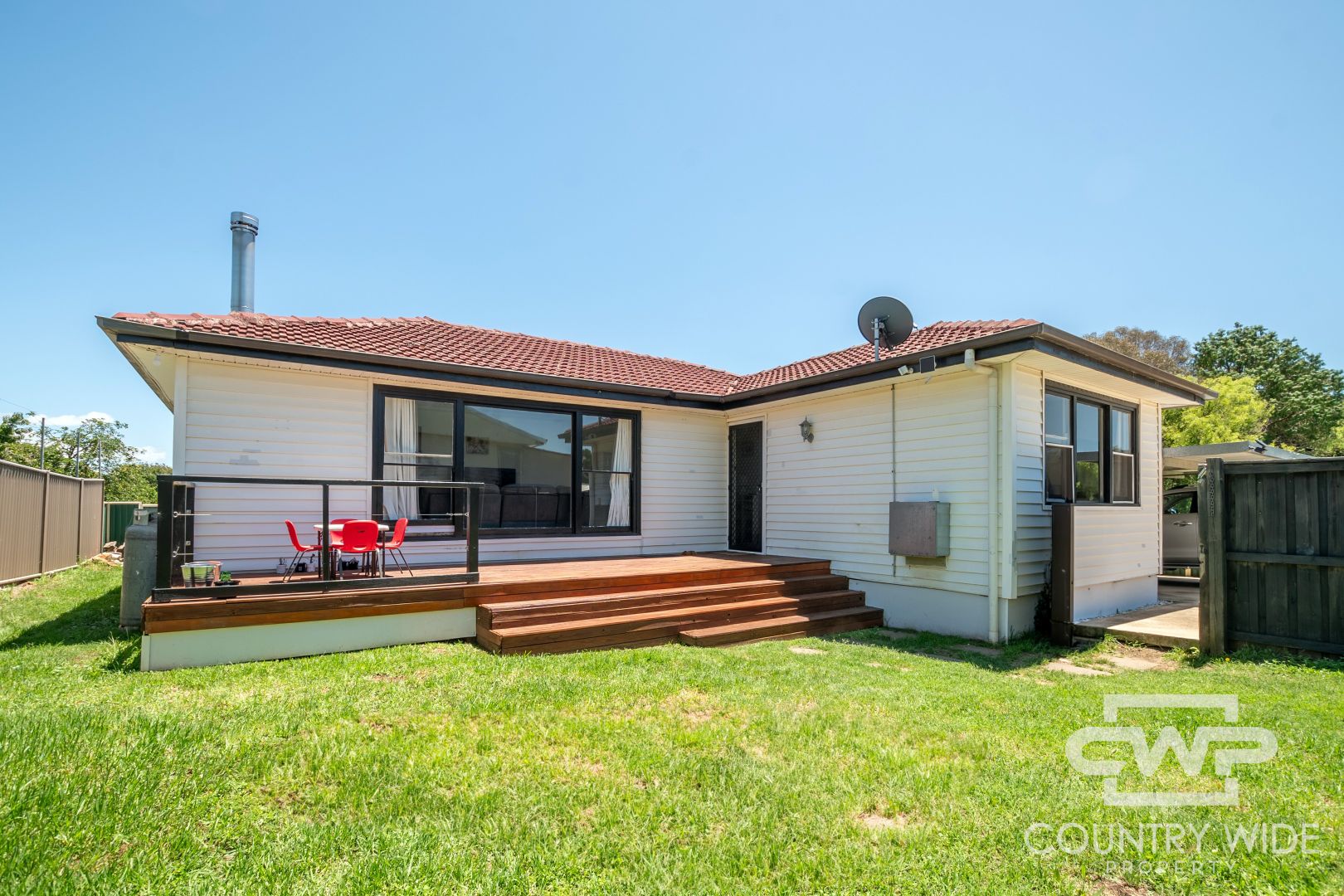 94 Coronation Avenue, Glen Innes NSW 2370, Image 1