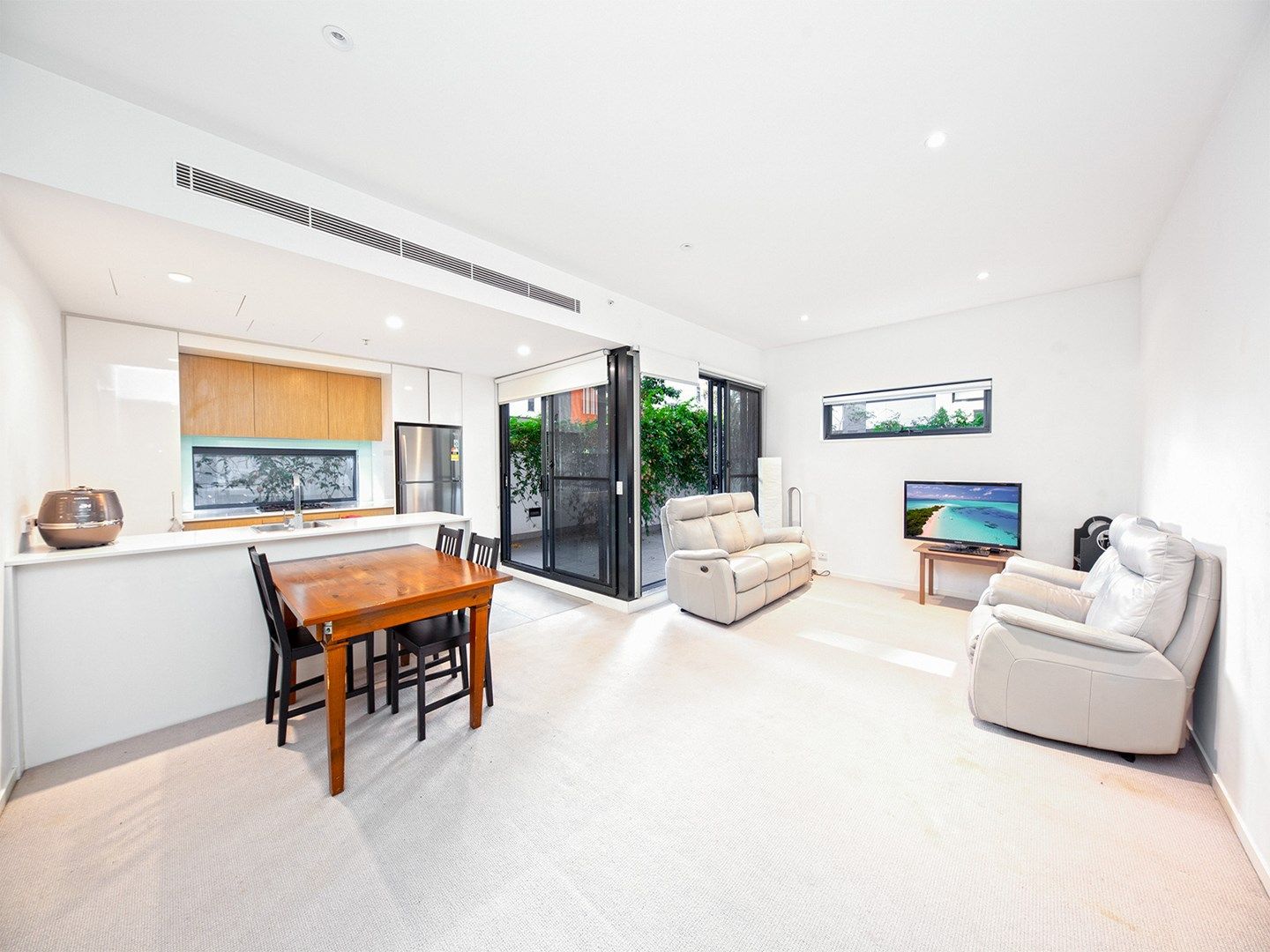 1/6 Saunders Close, Macquarie Park NSW 2113, Image 0