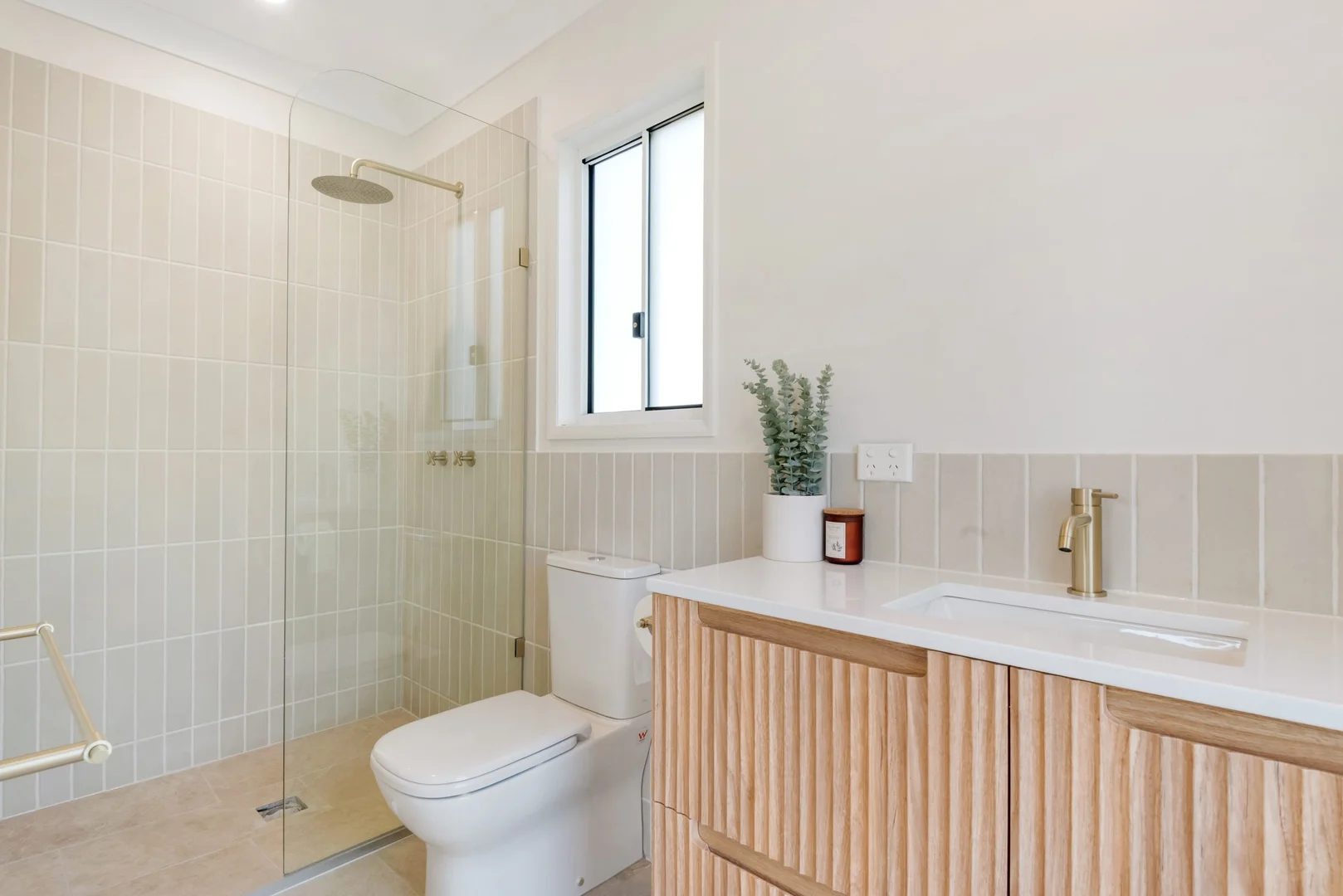 Additional image 20 of 21 Canterbury Road, Emerald QLD 4720