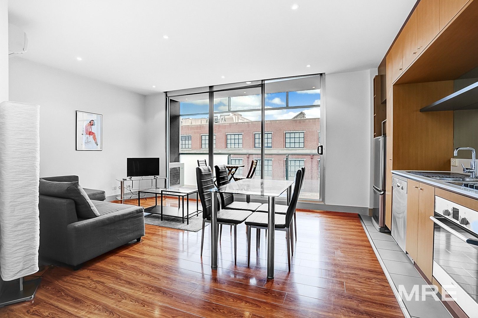 1 bedrooms Apartment / Unit / Flat in 404/111 Leicester Street CARLTON VIC, 3053