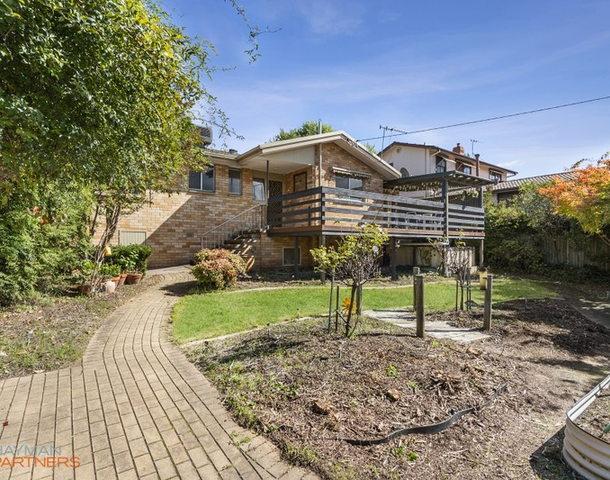 13 Parker Street, Curtin ACT 2605