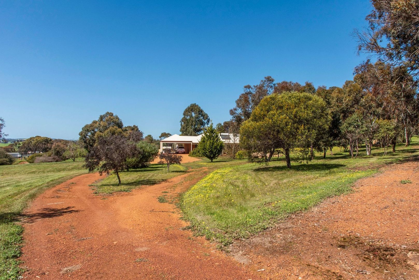 110 Blackboy Gully Road, Wandering WA 6308, Image 2