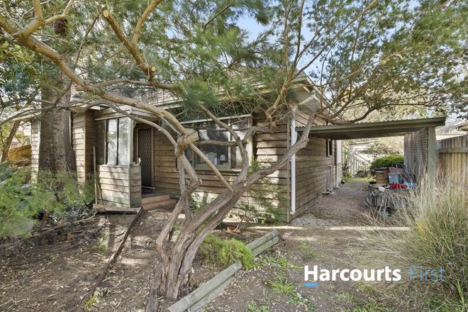 Picture of 32 Sumersett Avenue, OAKLEIGH SOUTH VIC 3167