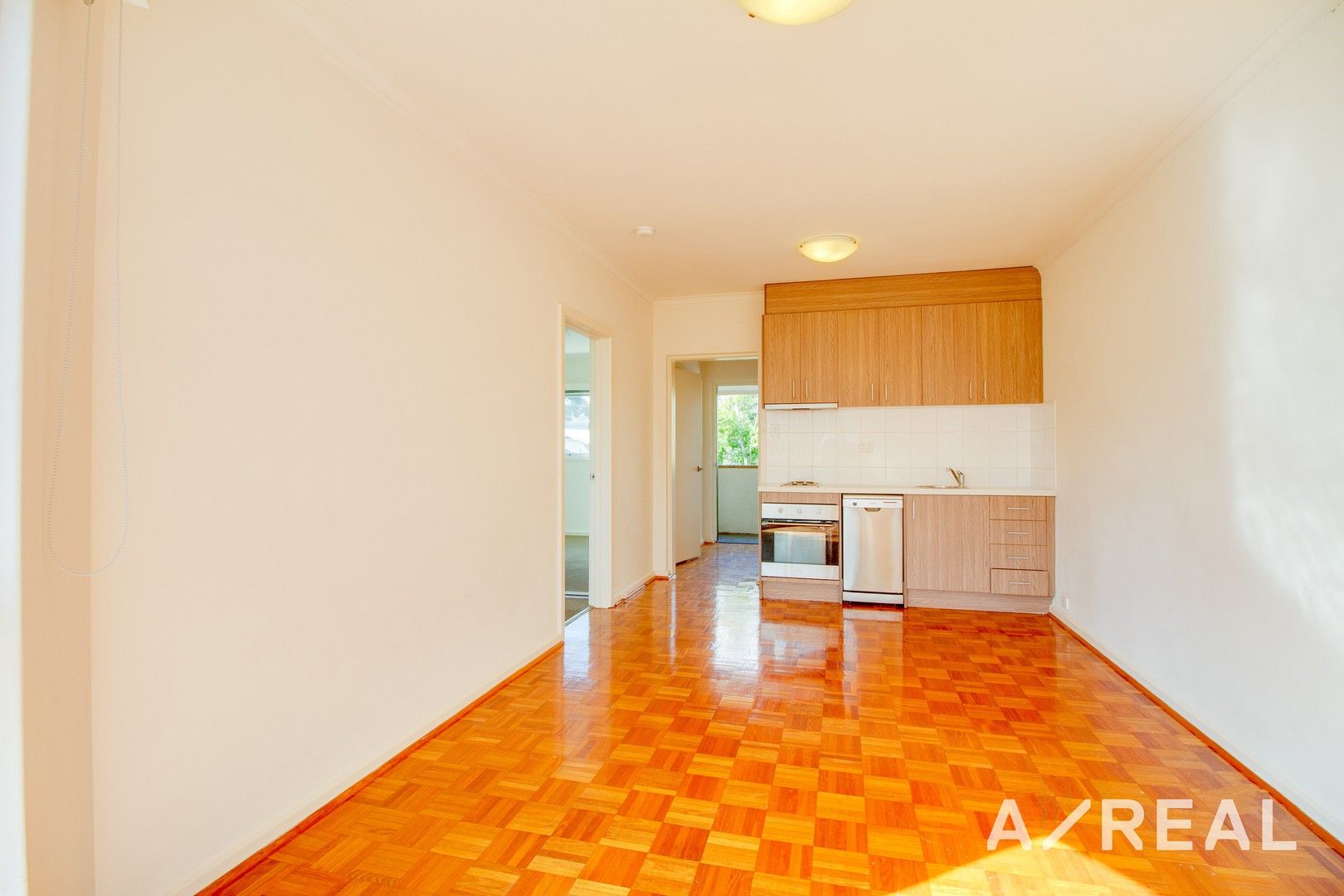 13/77 Chapman Street, North Melbourne VIC 3051 Apartment For Rent