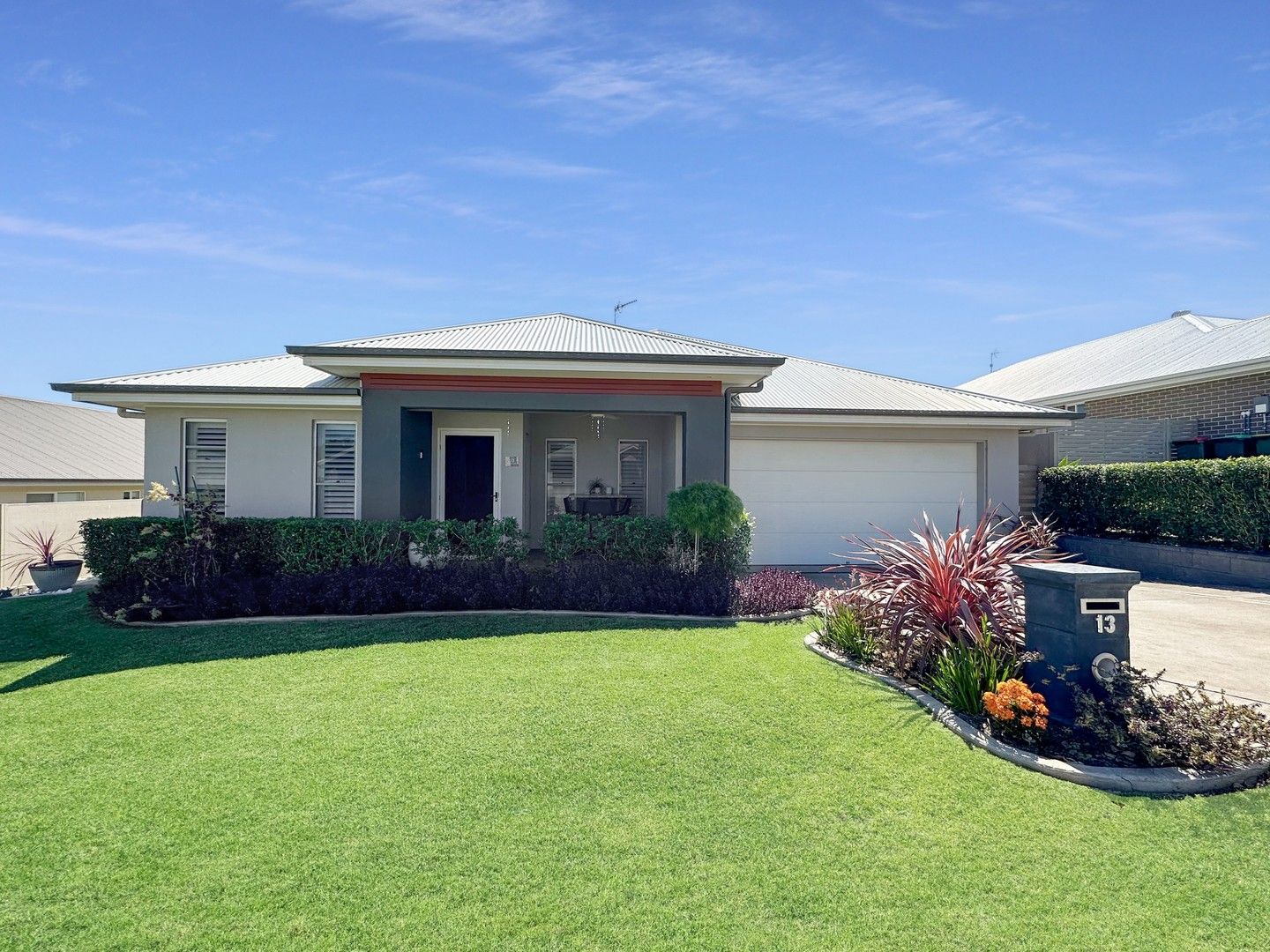 4 bedrooms House in 13 Newsham St NORTH ROTHBURY NSW, 2335