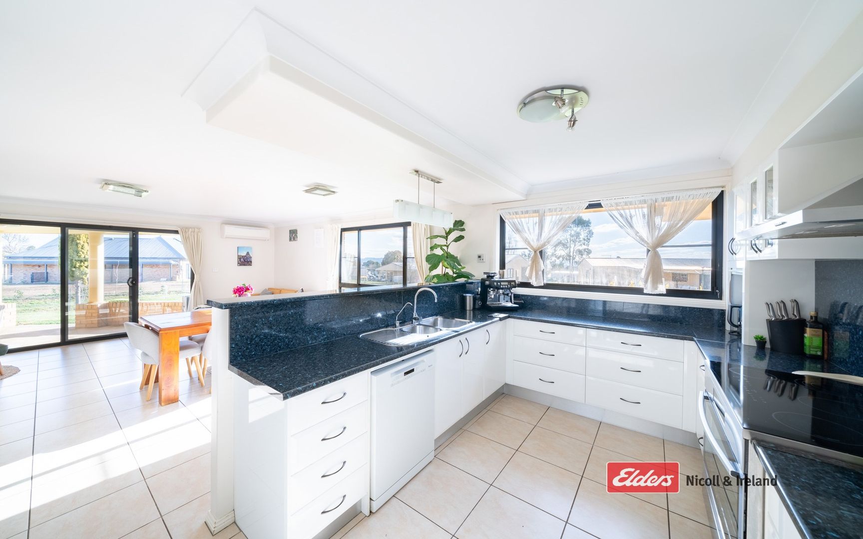 55 BLUE RIDGE Drive, White Rock NSW 2795, Image 1