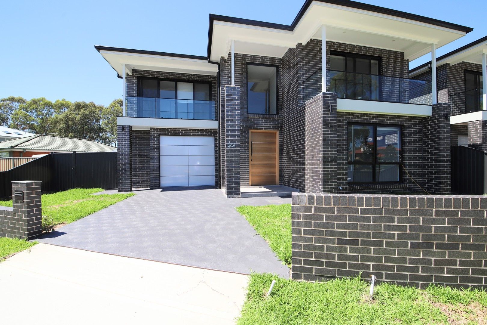 4 bedrooms Duplex in 22 Spicer Avenue HAMMONDVILLE NSW, 2170