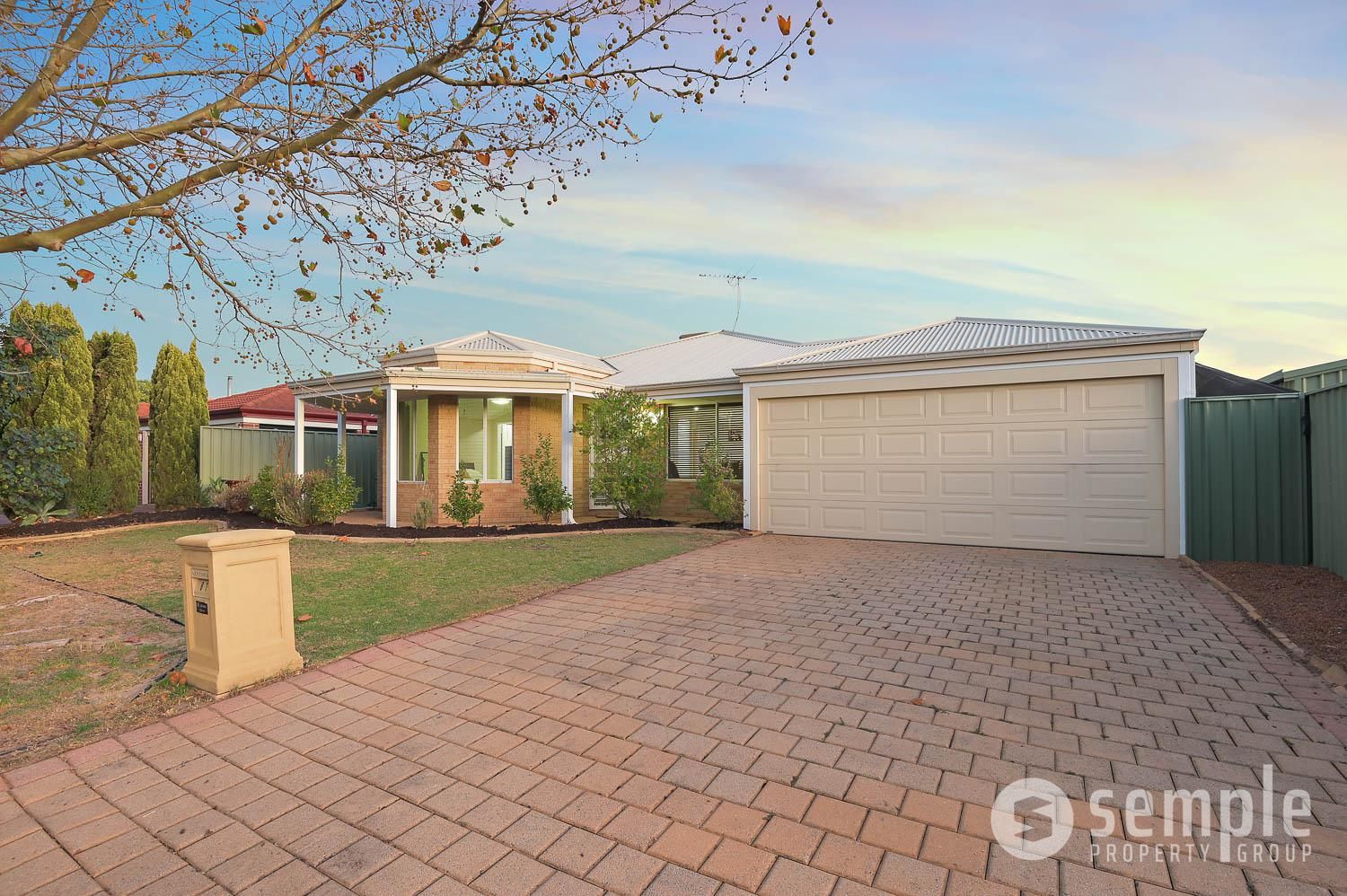 81 Folland Parade, Atwell WA 6164, Image 0