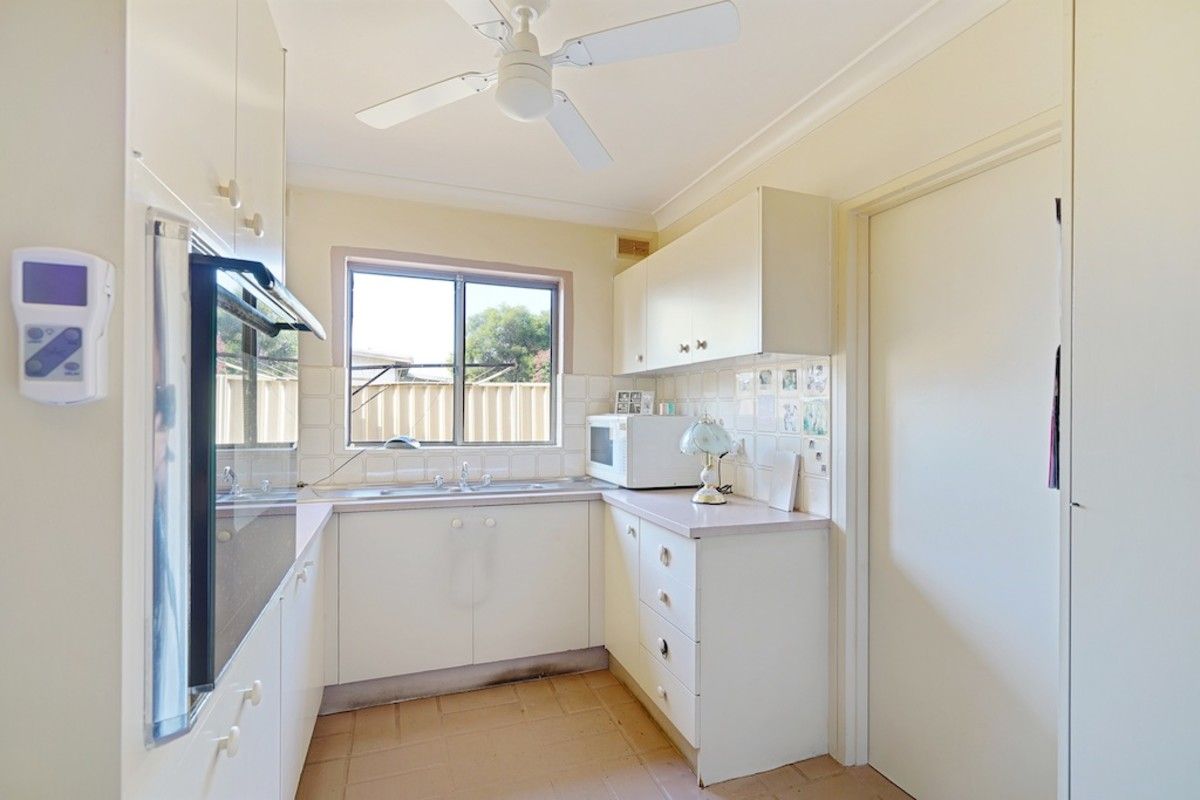 3/1 Atchison Road, Macquarie Fields NSW 2564, Image 2