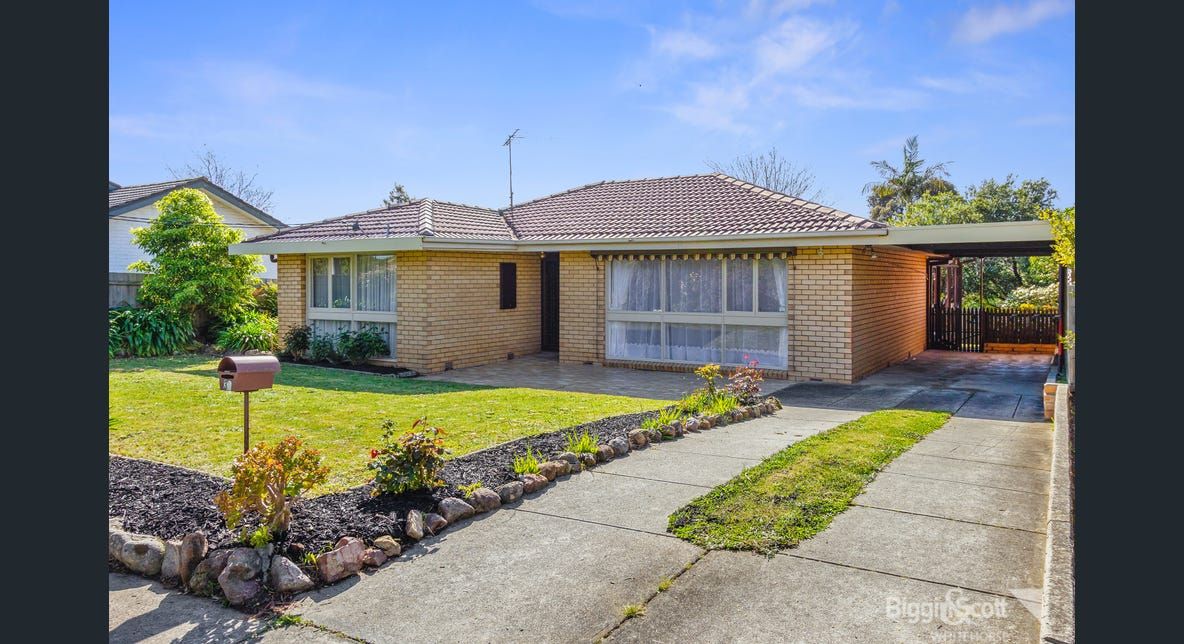 4 bedrooms House in 32 Palmerston Avenue TEMPLESTOWE LOWER VIC, 3107