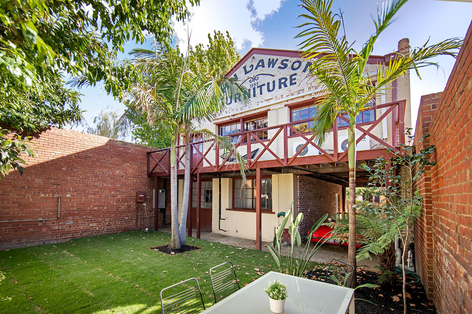 114 Munnering Lane, Carlton North VIC 3054, Image 2