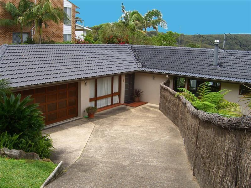 4 bedrooms House in 74-76 Mansion Point Road GRAYS POINT NSW, 2232