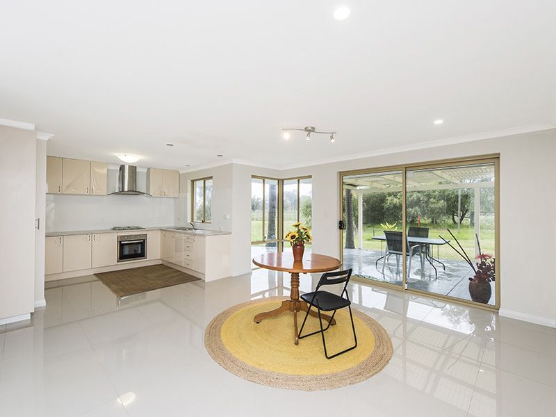 322 Liddelow Road, Banjup WA 6164, Image 2