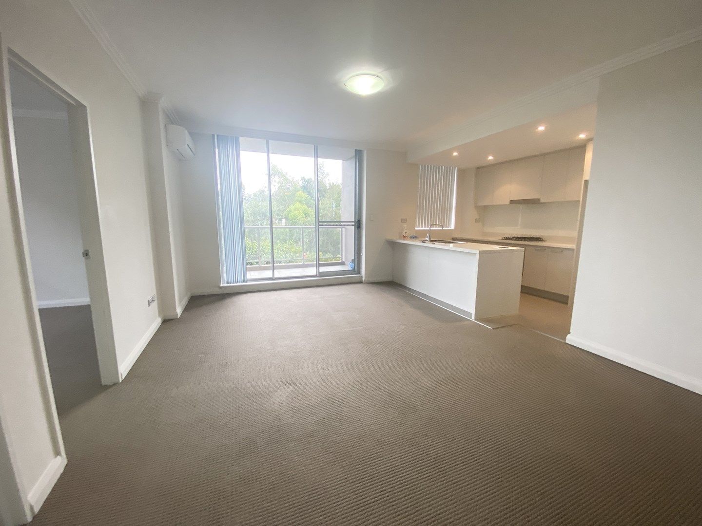 2 bedrooms Apartment / Unit / Flat in N103/81-86 Courallie Avenue HOMEBUSH WEST NSW, 2140