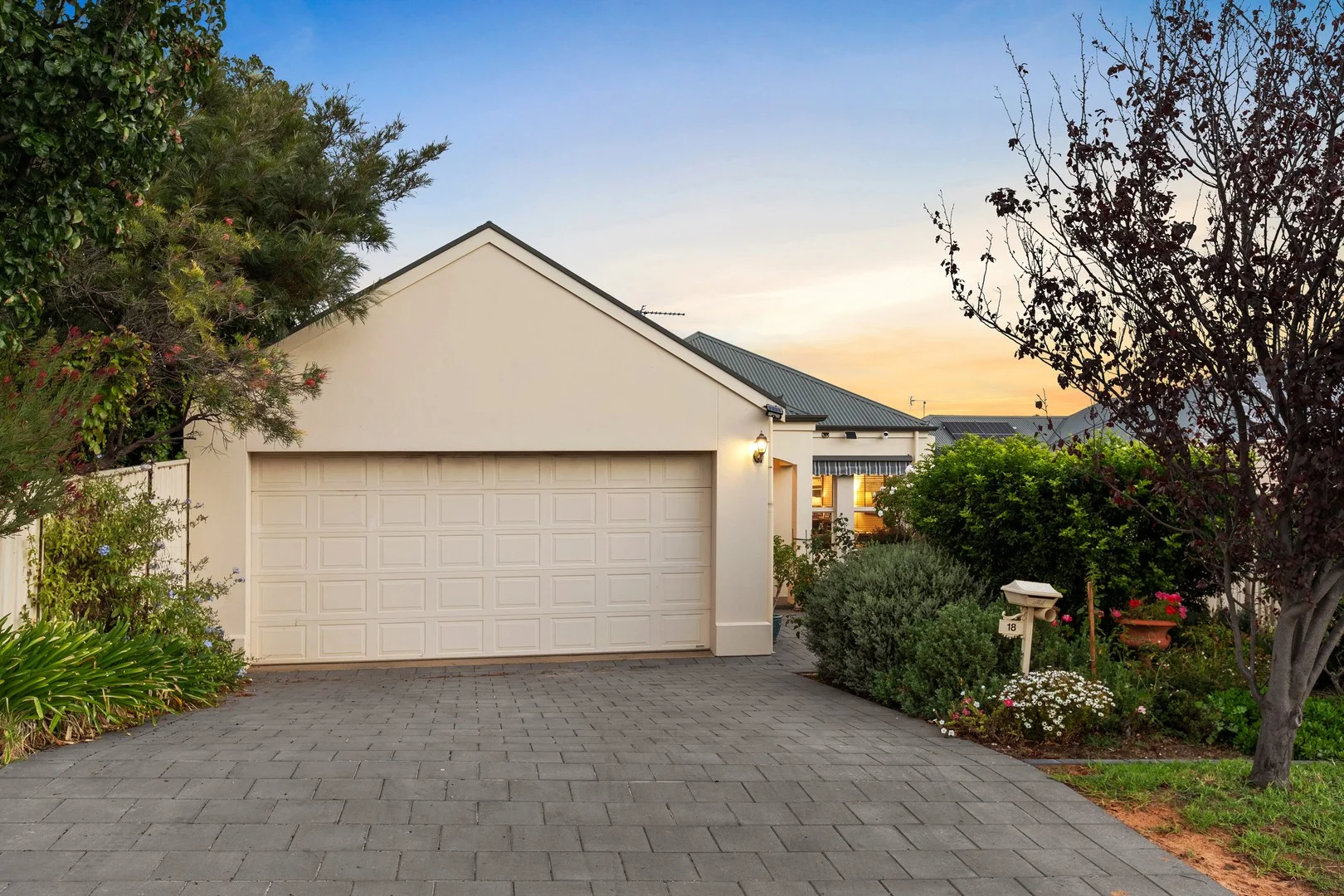 Primary image of 18 Olive Street, Magill SA 5072