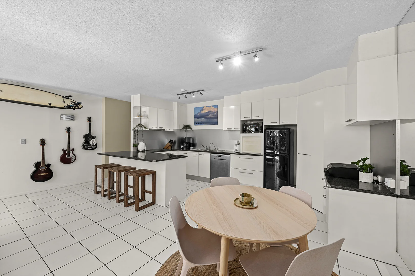 Additional image 5 of 2/828 Pacific Parade, Currumbin QLD 4223