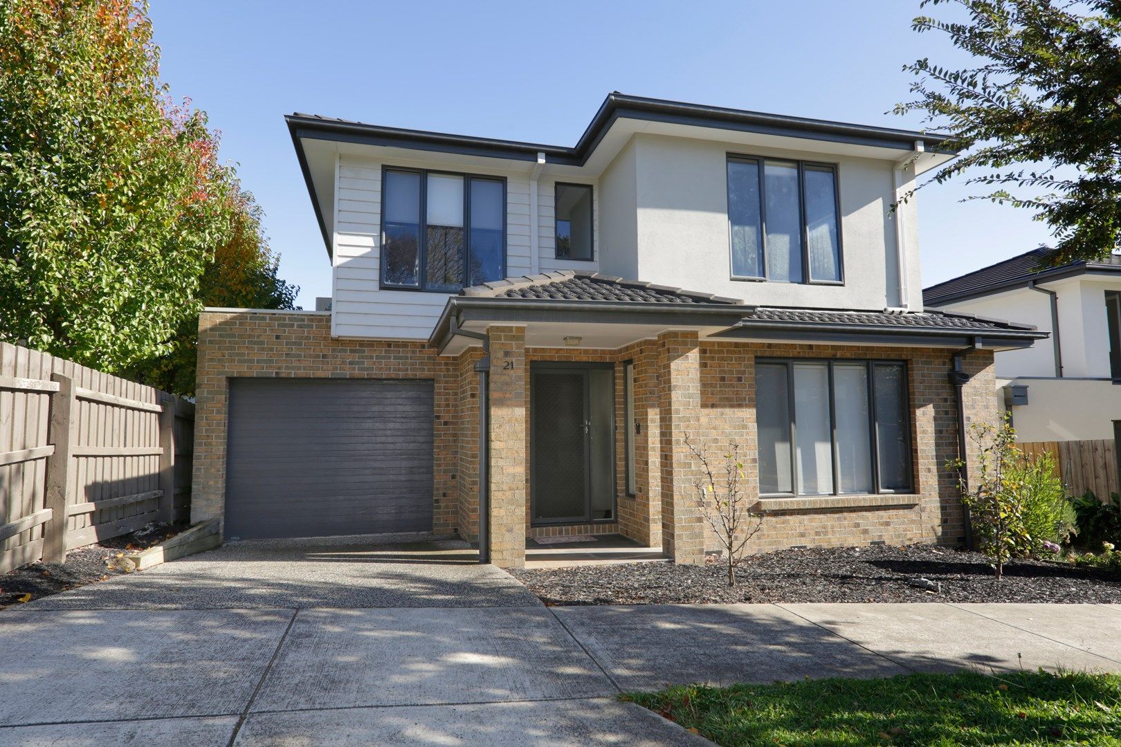 3 bedrooms House in 21 Loddon Street BOX HILL NORTH VIC, 3129