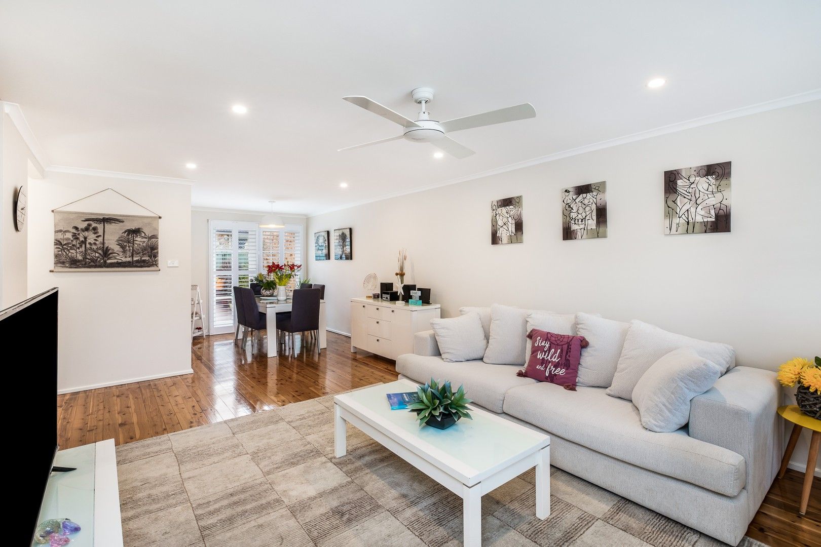 3 bedrooms Townhouse in 10/5 Oleander Parade CARINGBAH SOUTH NSW, 2229
