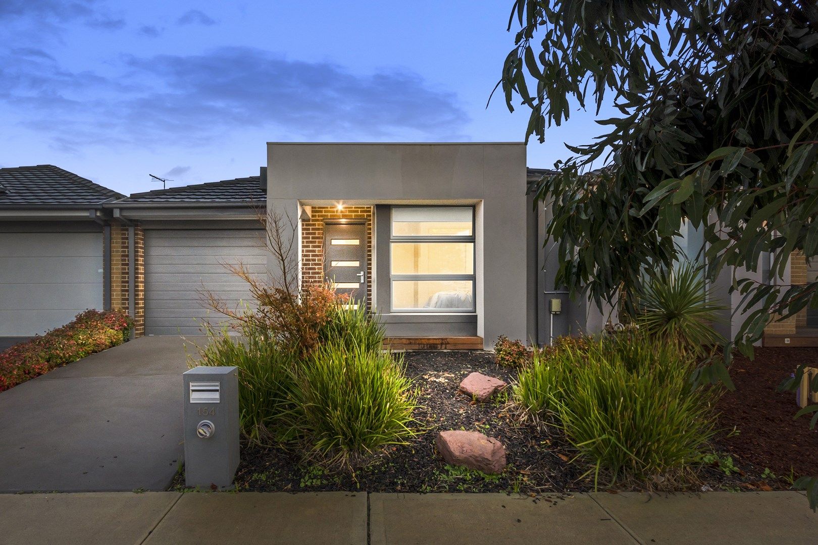 154 Lineham Drive, Cranbourne East VIC 3977, Image 0