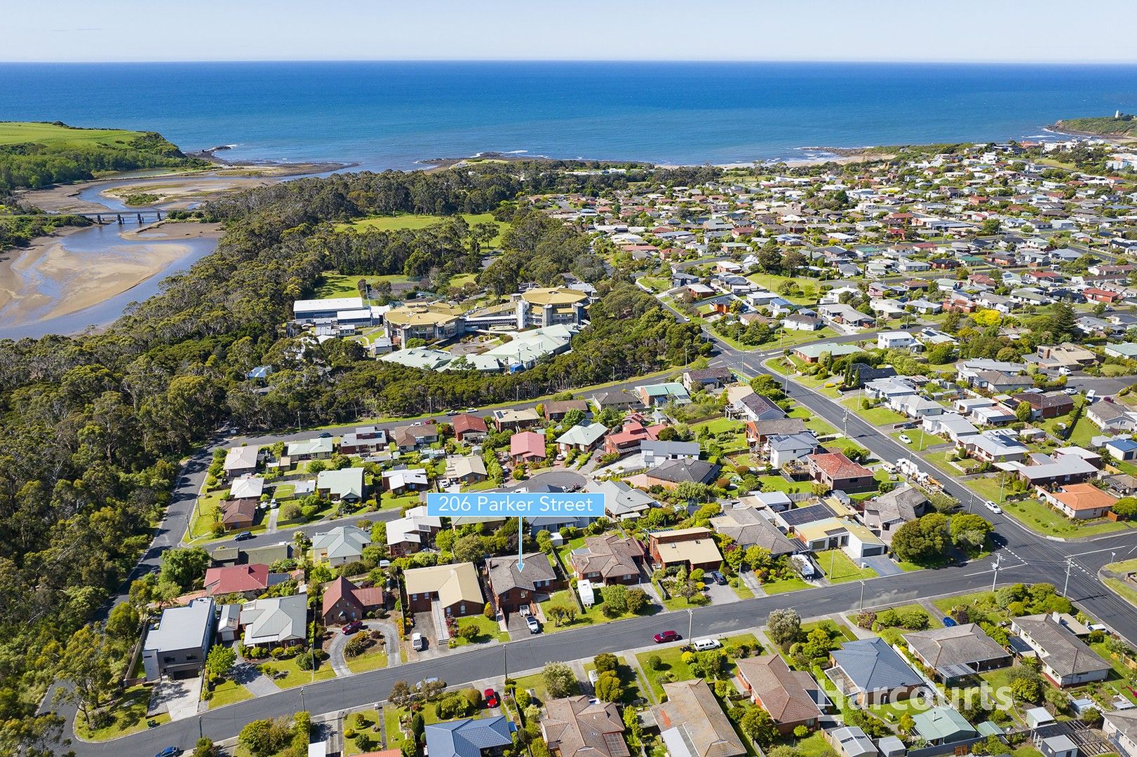 4 bedrooms House in 206 Parker Street DEVONPORT TAS, 7310