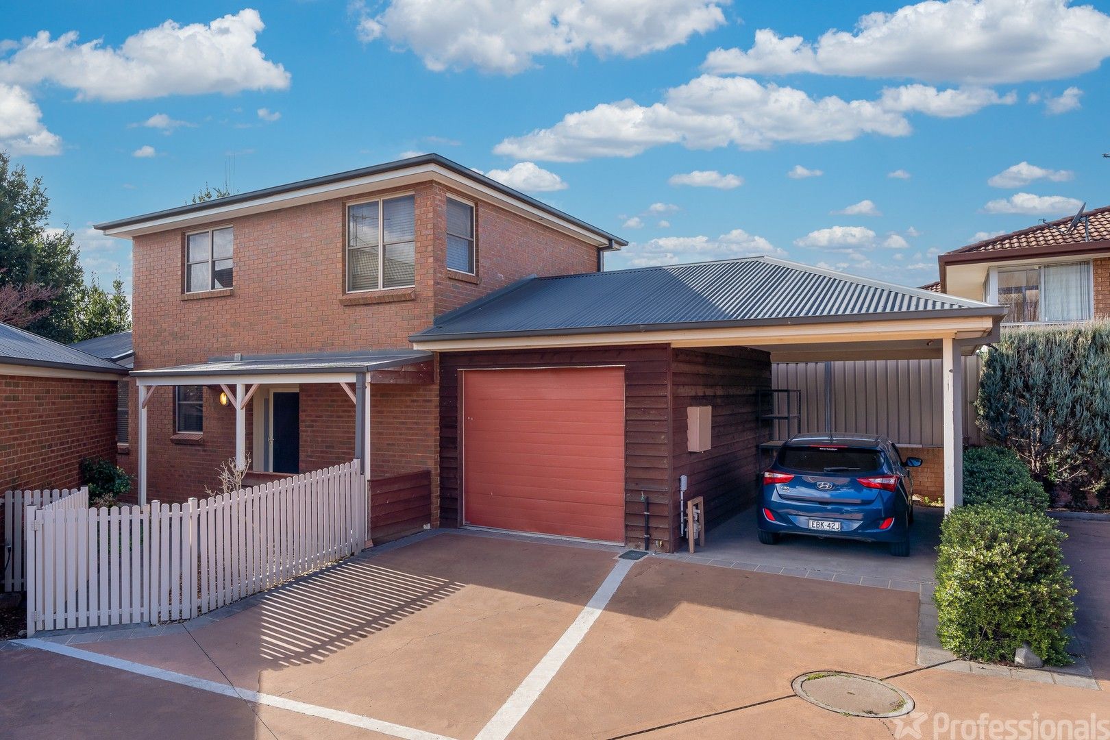 3 bedrooms Townhouse in 1/17 Icely Road ORANGE NSW, 2800