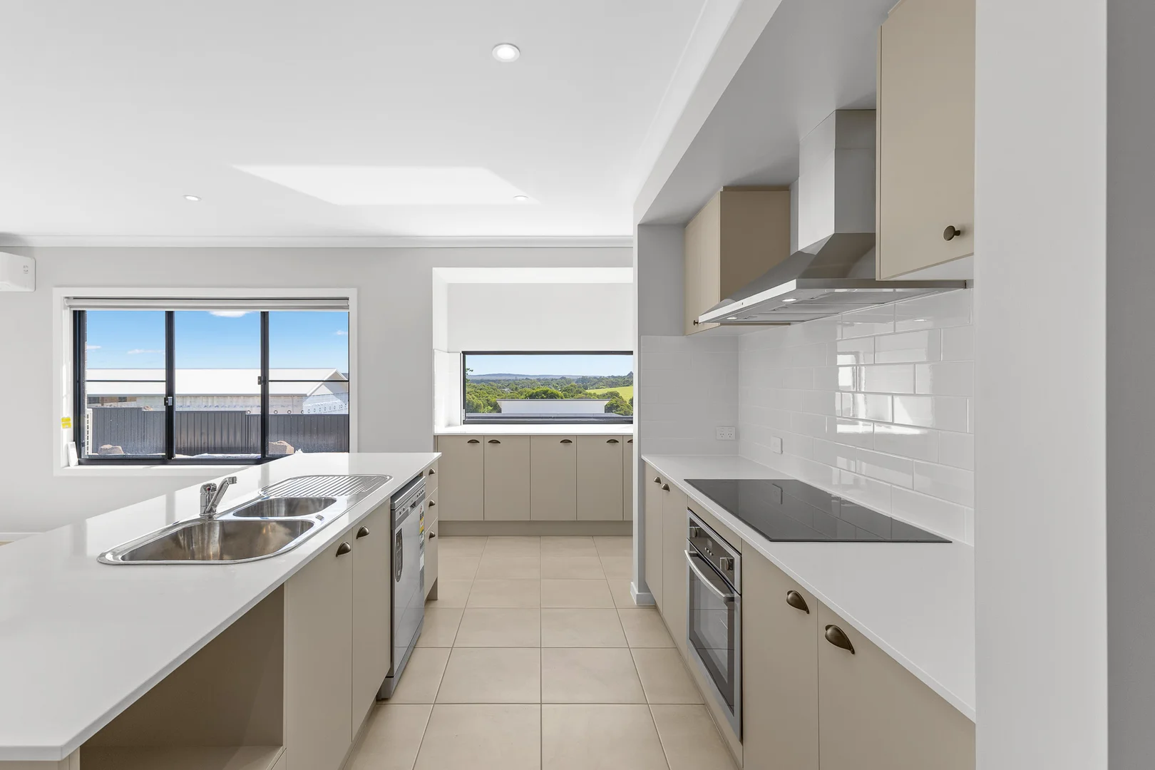 Additional image 7 of 38 Hummock View Drive, Craignish QLD 4655