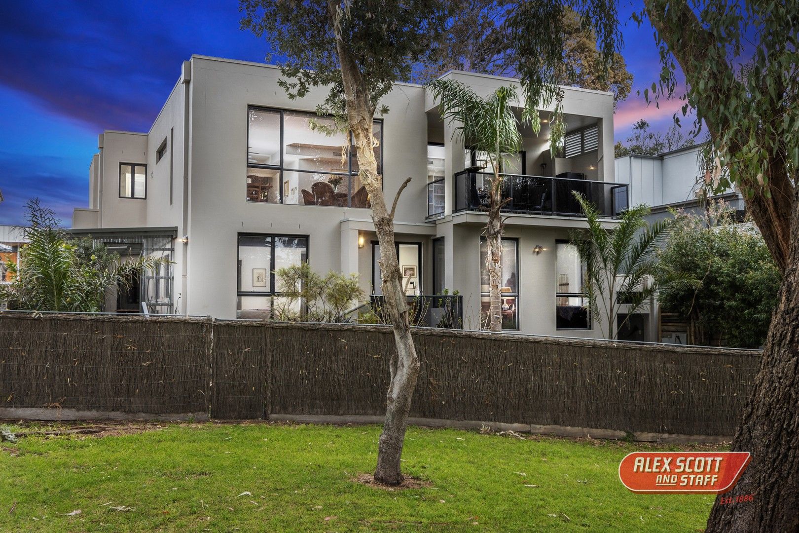 2/1-5 Steele Street, Cowes VIC 3922, Image 0