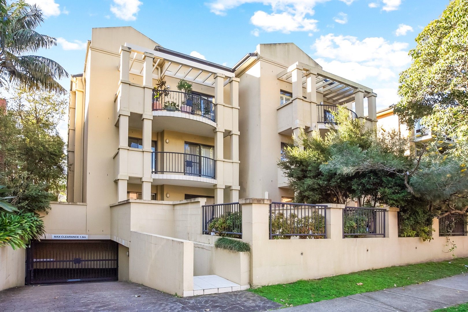 2 bedrooms Apartment / Unit / Flat in 6/14-16 Liverpool Street ROSE BAY NSW, 2029