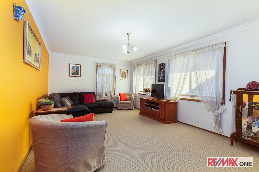 2 Berrima Place, Doonside NSW 2767, Image 2