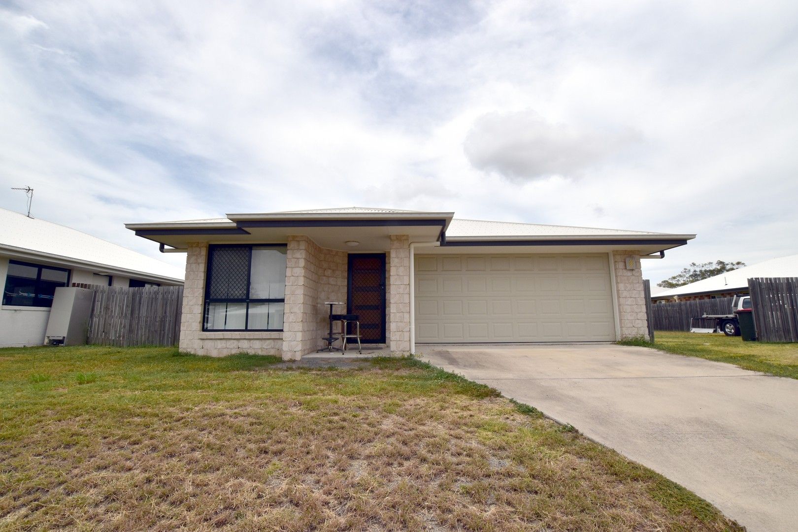 4 bedrooms House in 9 Giles Street GLEN EDEN QLD, 4680