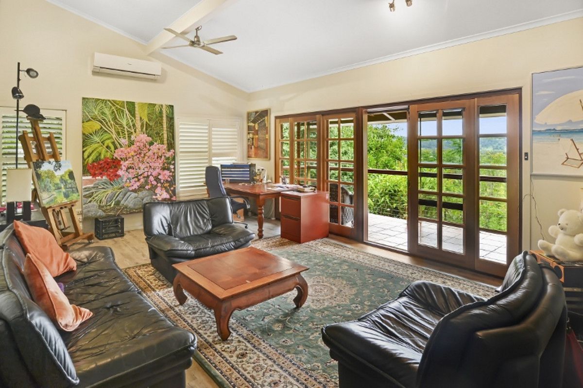 4 Showview Street, Girards Hill NSW 2480, Image 2