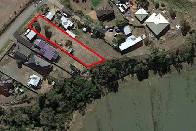 Picture of 429 Shark Point Road, PENNA TAS 7171