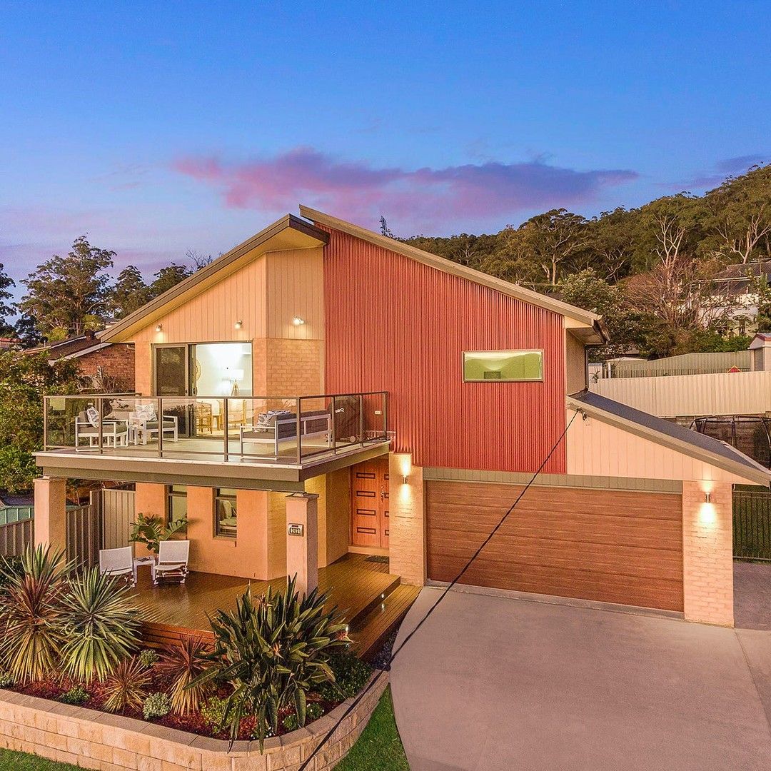 4 bedrooms House in 262 Avoca Dr GREEN POINT NSW, 2251