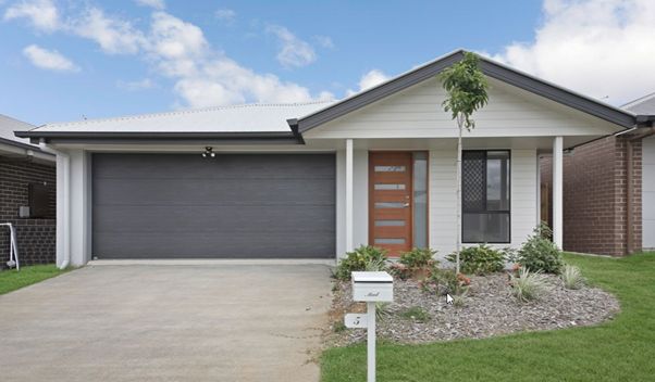 4 bedrooms House in 5 Kokuso Place DOOLANDELLA QLD, 4077
