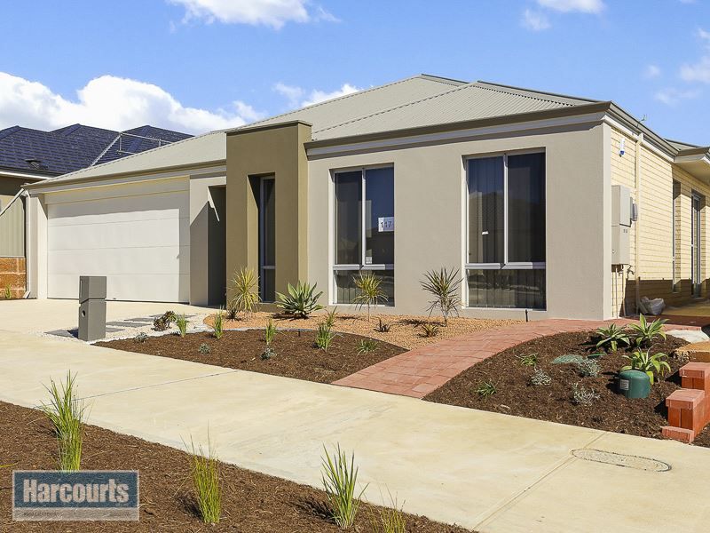 4 bedrooms House in 117 Honeywood Avenue WANDI WA, 6167