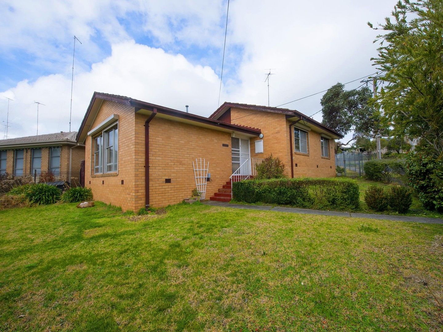 3 bedrooms House in 54 Ripplebrook Drive BROADMEADOWS VIC, 3047