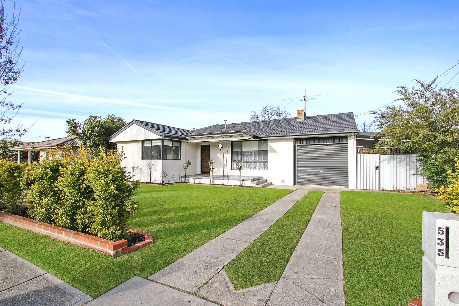 3 bedrooms House in 535 Douglas Road LAVINGTON NSW, 2641