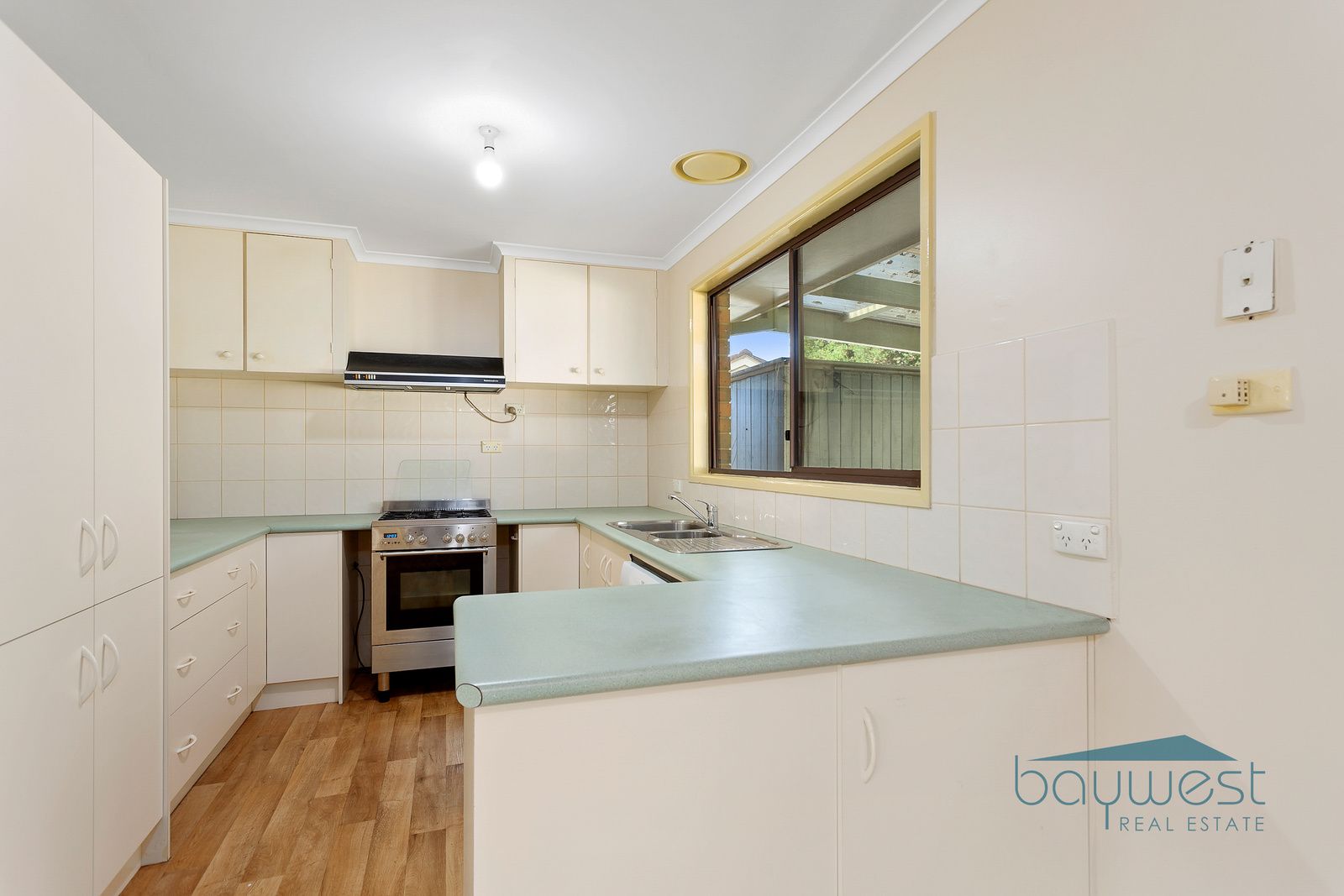 8 Phillip Court, Hastings VIC 3915, Image 1