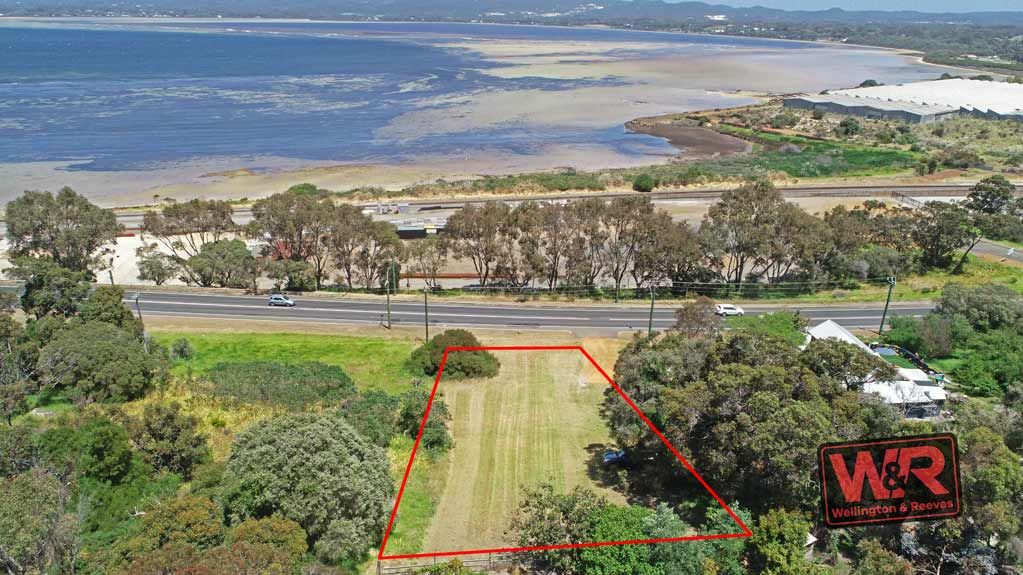 422 Princess Royal Drive, Mount Melville WA 6330, Image 2